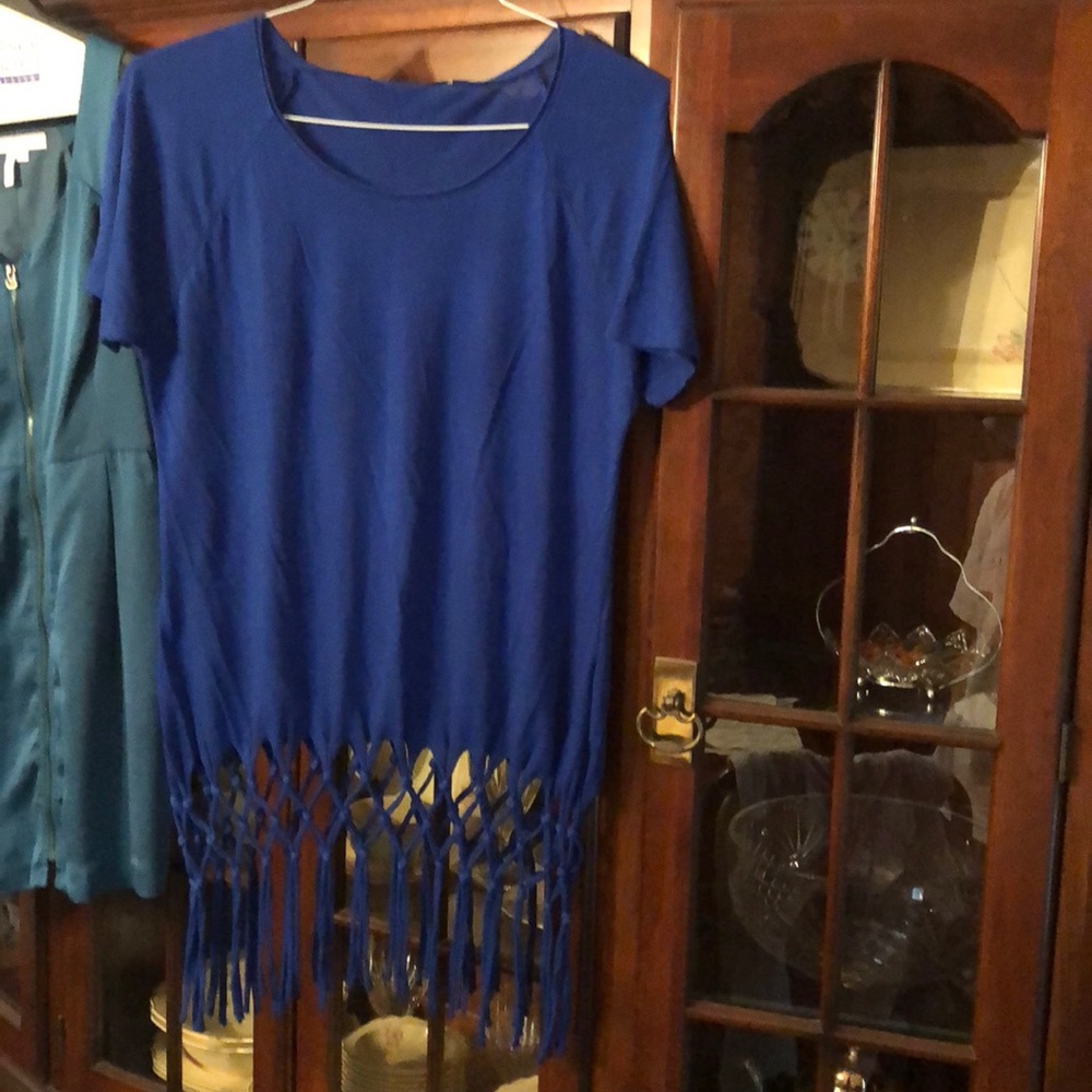 Royal Blue fringe tee sz small